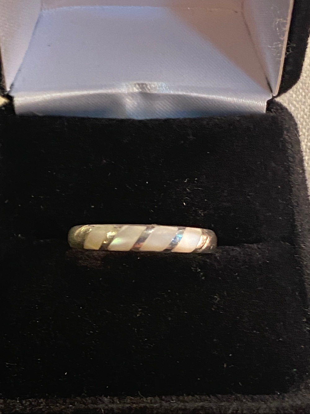Sterling Silver Mother of Pearl Inlay Ring Size 7.75